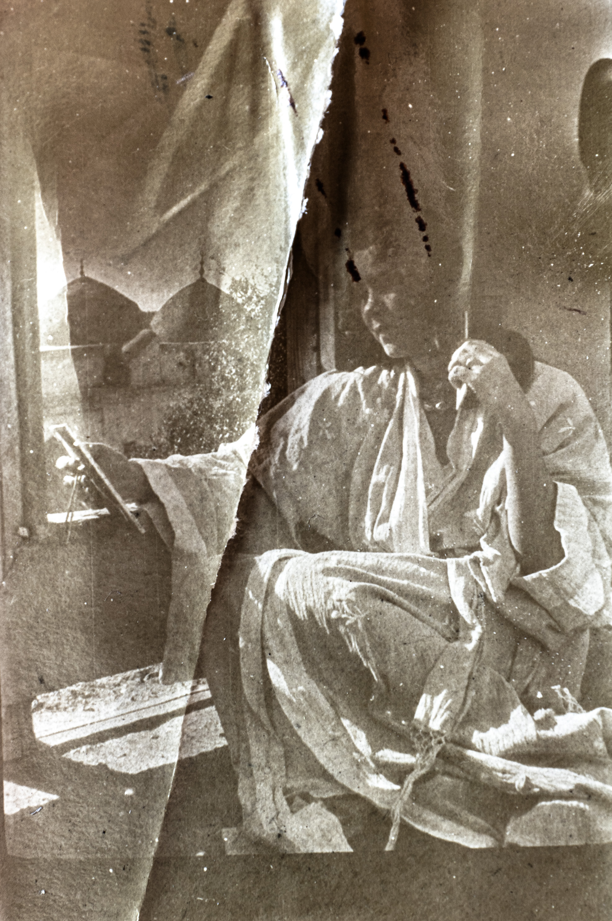 Granny on the roof of her house at Baghdad